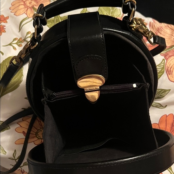 Dooney & Bourke Black Round Crossbody Bag - Picture 10 of 12